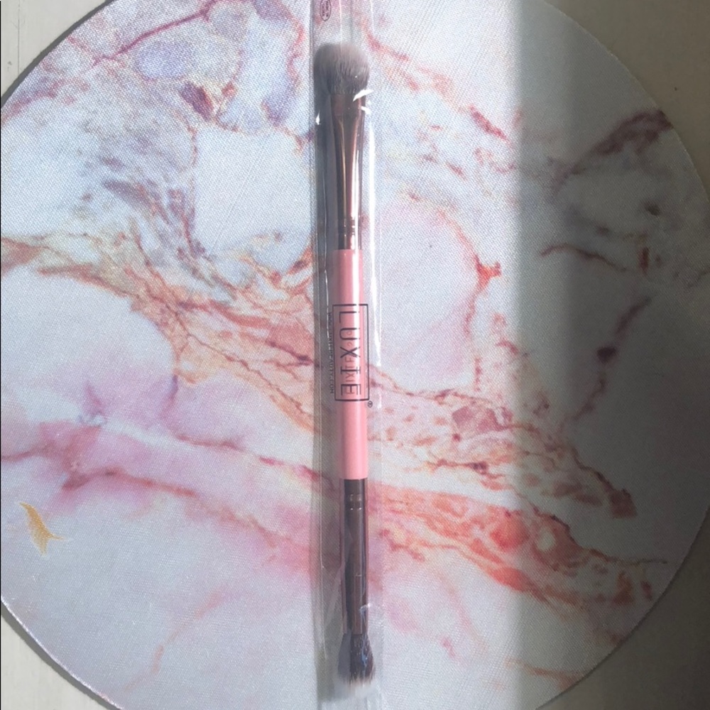 Blending and Shading Eye Brush
